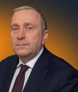 Grzegorz Schetyna z żoną Kaliną Rowińską i córką Natalią w swobodnej, rodzinnej atmosferze.
