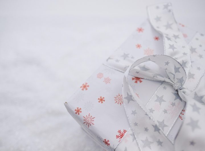 Oryginalny upominek dla bliskich na święta - jak go znaleźć?